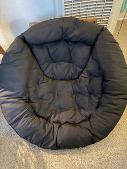 Oversized Saucer Chair