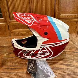 Troy Lee Designs D3 Fiberlite Full Face Helmet  size Medium – NEW w/ Box (Red Slant)