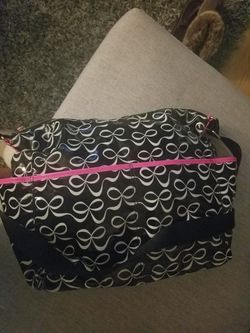 large kate spade diaper bag pkts on side