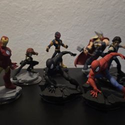 Assorted Disney Infinity Figures