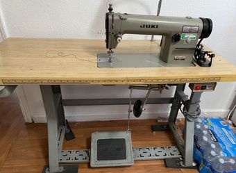 Jumó Industrial Sewing Machine 
