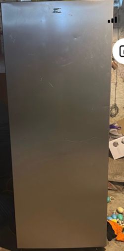 Deep freezer
