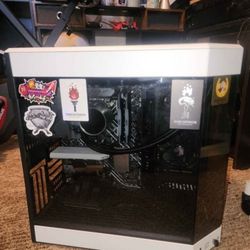 Hyte Y60. LGA1700 Intel motherboard. NZXT 360AIO 