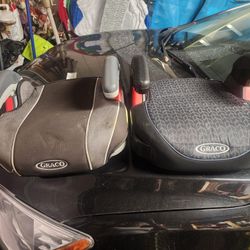 2 Graco Booster Seat