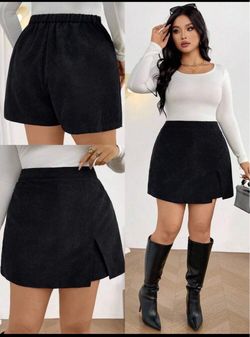 Skort (skirt with under shorts)
