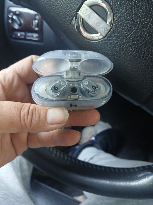 Buds Ear Phone