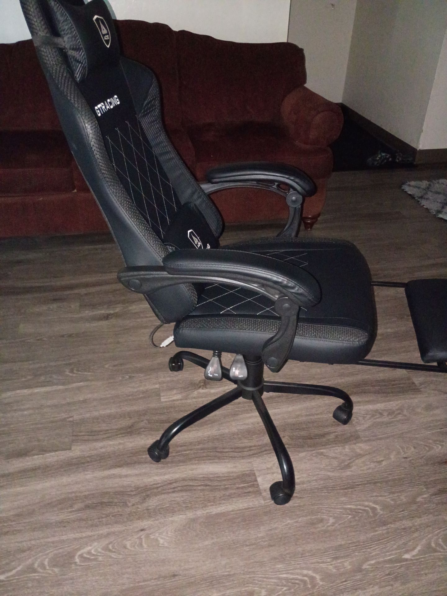Gaming chair