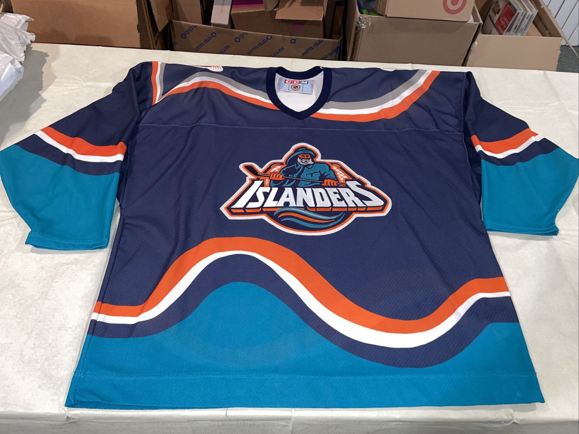 Vintage CCM Flyers Jersey for Sale in Nesquehoning, PA - OfferUp