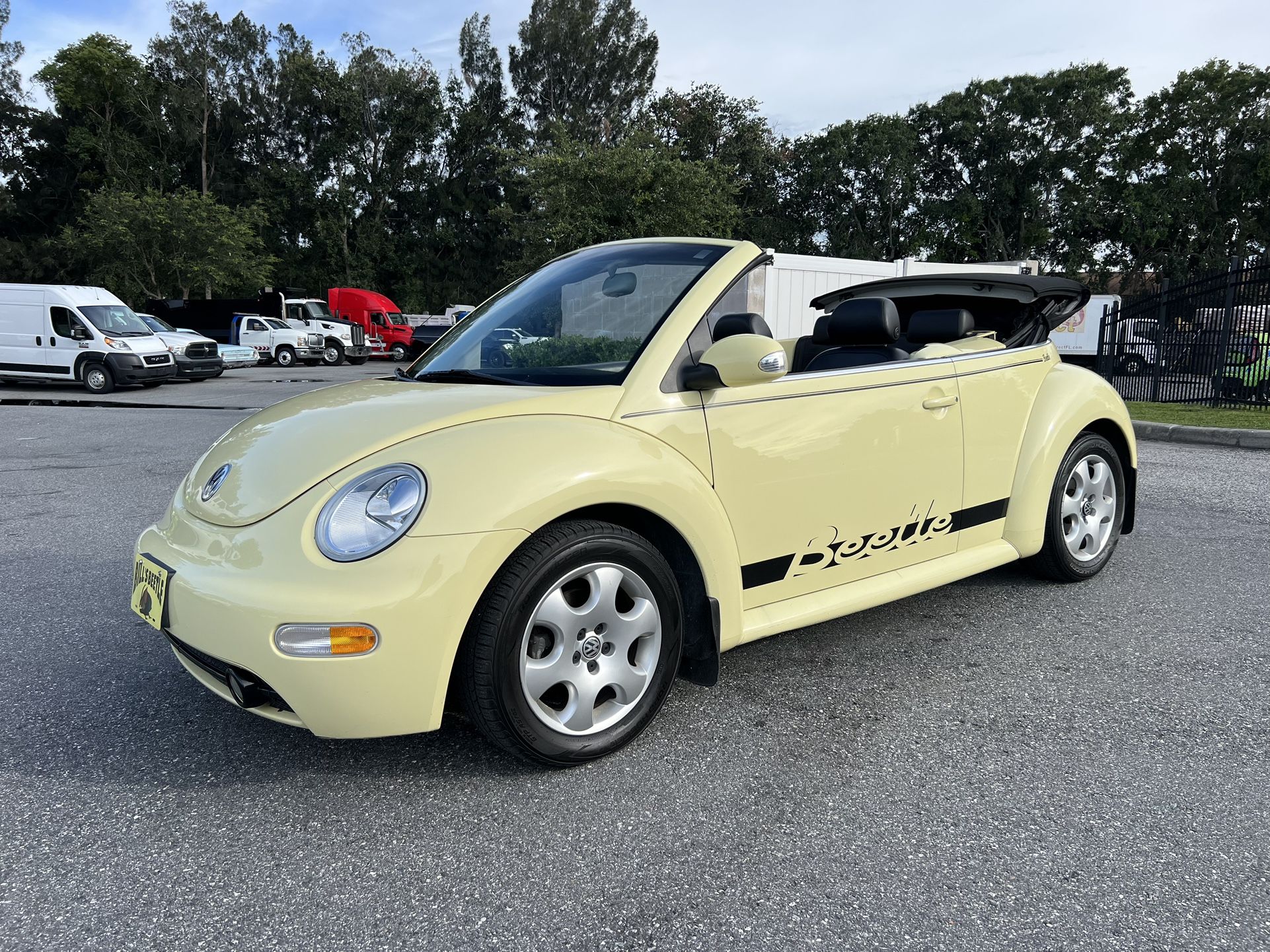 2003 Volkswagen New Beetle