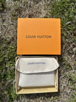 LV WALLET