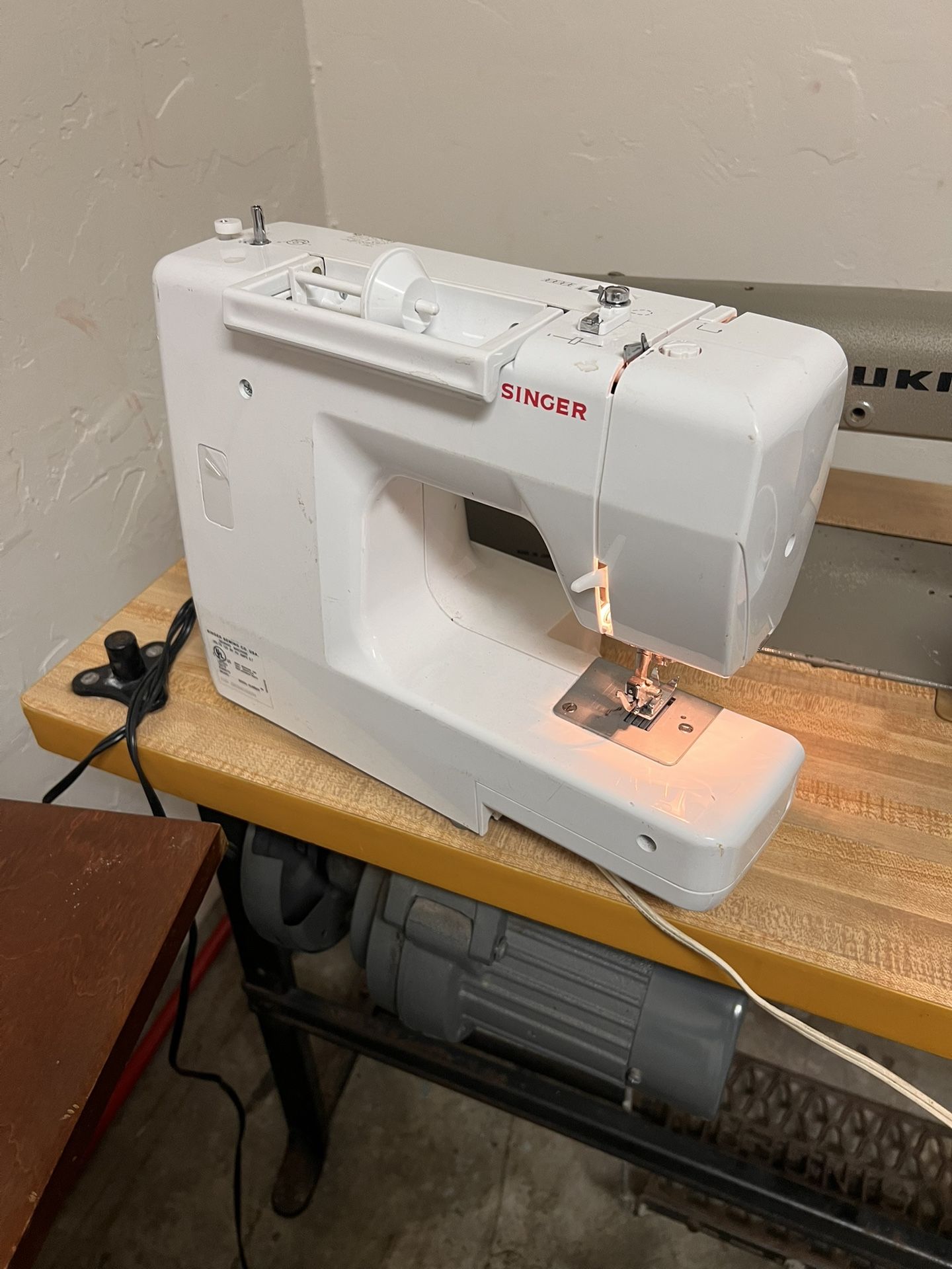 Singer Mini Sewing Machine