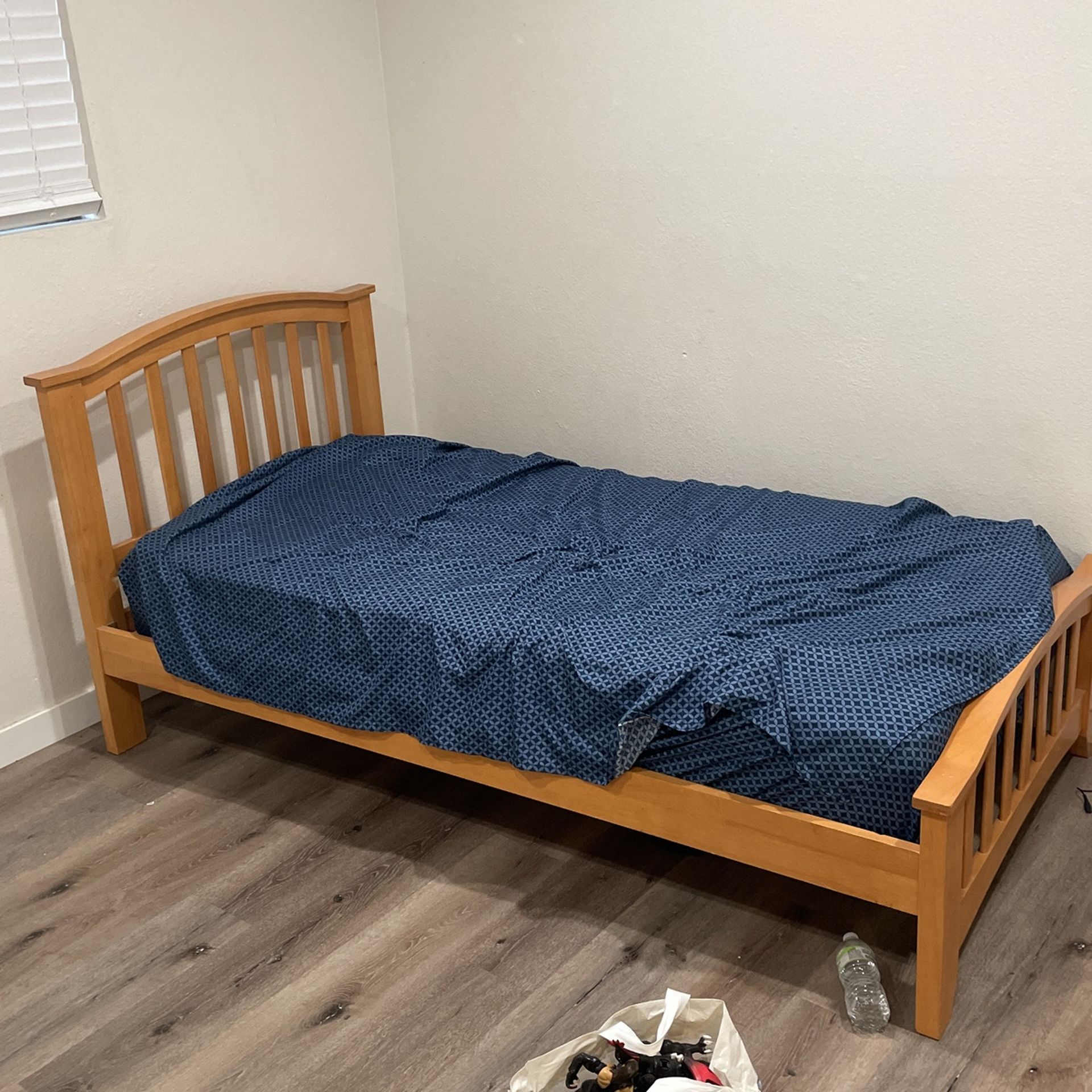 Twin Bed