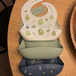 Silicon Bibs