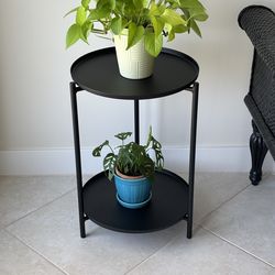 NEW 22”h Matte Black Metal 2-Tier Side End Table