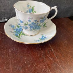 Antique Royal Albert Tea Cup And Saucer Set 