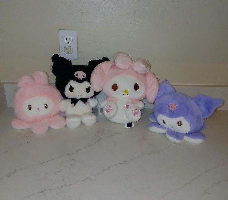 Hello Kitty Plush Set