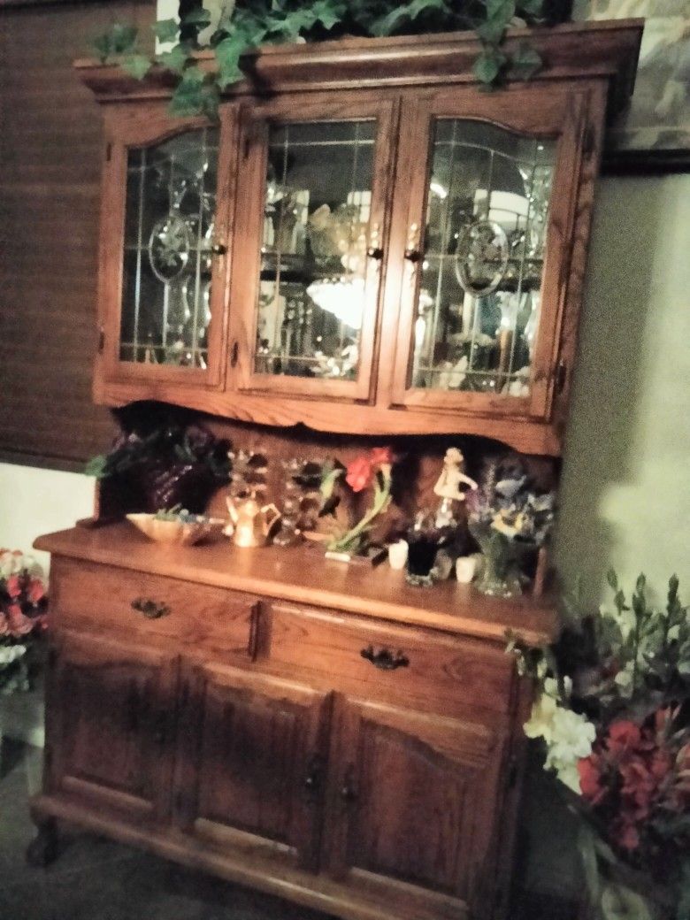 Large Oak Hutch Claw Feet Very Heavy $400