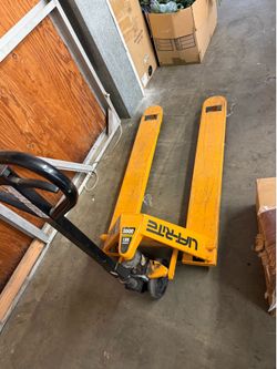 Lift-Rite Pallet Jack