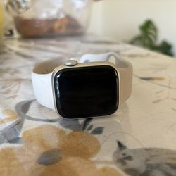 Series 7 Apple Watch 41mm