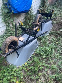 Gorilla Carts Heavy-Duty Garden Dump Cart