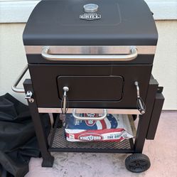 *Free Delivery* Brand New Charcoal Grill 