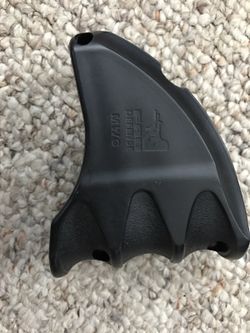 Fob magwell Grip