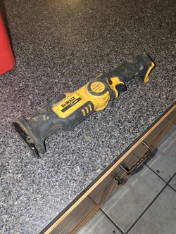 DeWalt Reciprocating Saw