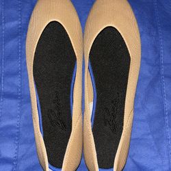 New Bacia Golden Beige Flat Shoes Size 8.5-9