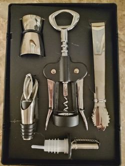 NEW IN BOX!  ONEIDA BARWARE SET w/CORKSCREW (7-pc)