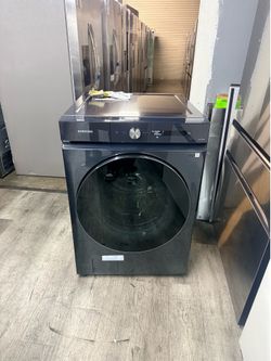 🔥 Samsung - BESPOKE 5.3 Cu. Ft. High-Efficiency Stackable Smart Front Load Washer with Steam and AI OptiWash - Brushed Navy🔥