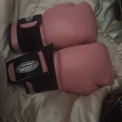 boxing gloves 