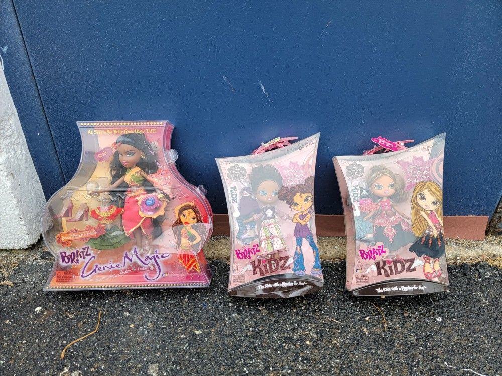 BRATZ DOLLS NEW