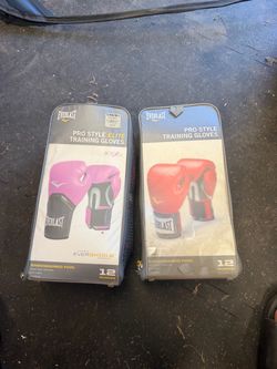 Boxing gloves