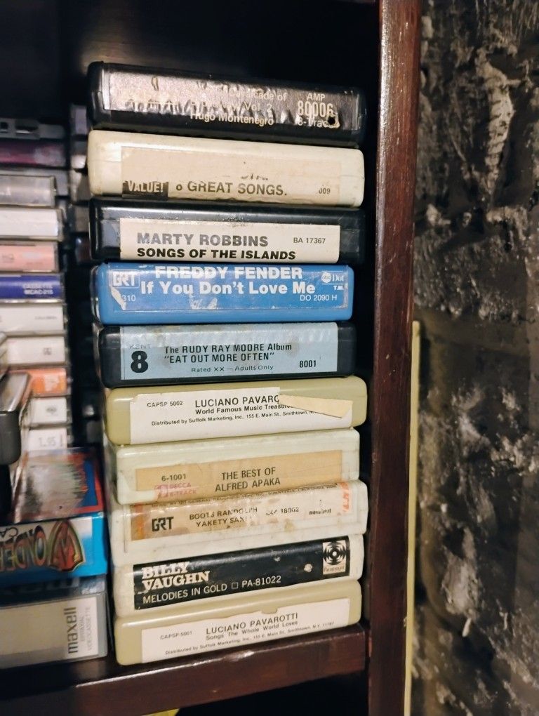 Lot Of 100 8 Tracks