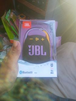 Brand New JBL Clip 4 Bluetooth speaker