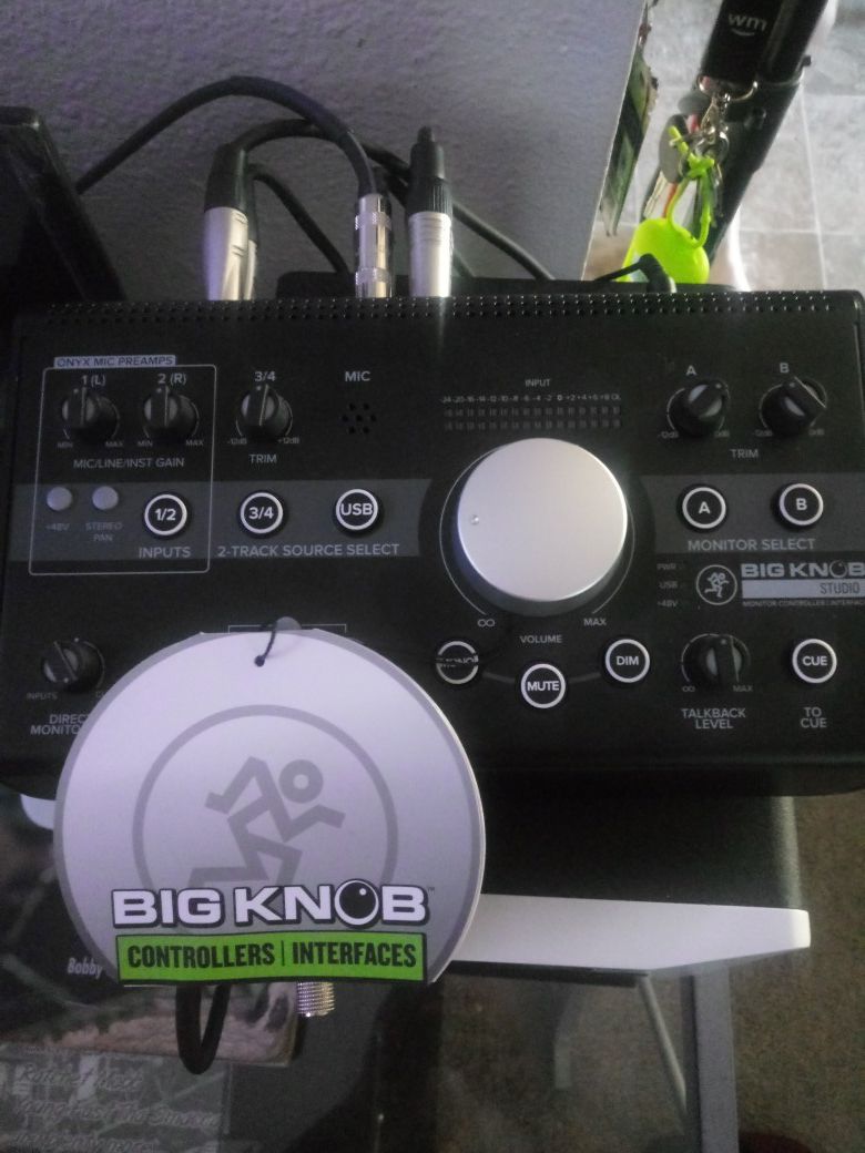 Like New Mackie Big Knob studio monitor controller and interface!!!!