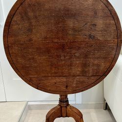 RARE Georgian Oak Tilt-Top  Table (c. 1750)