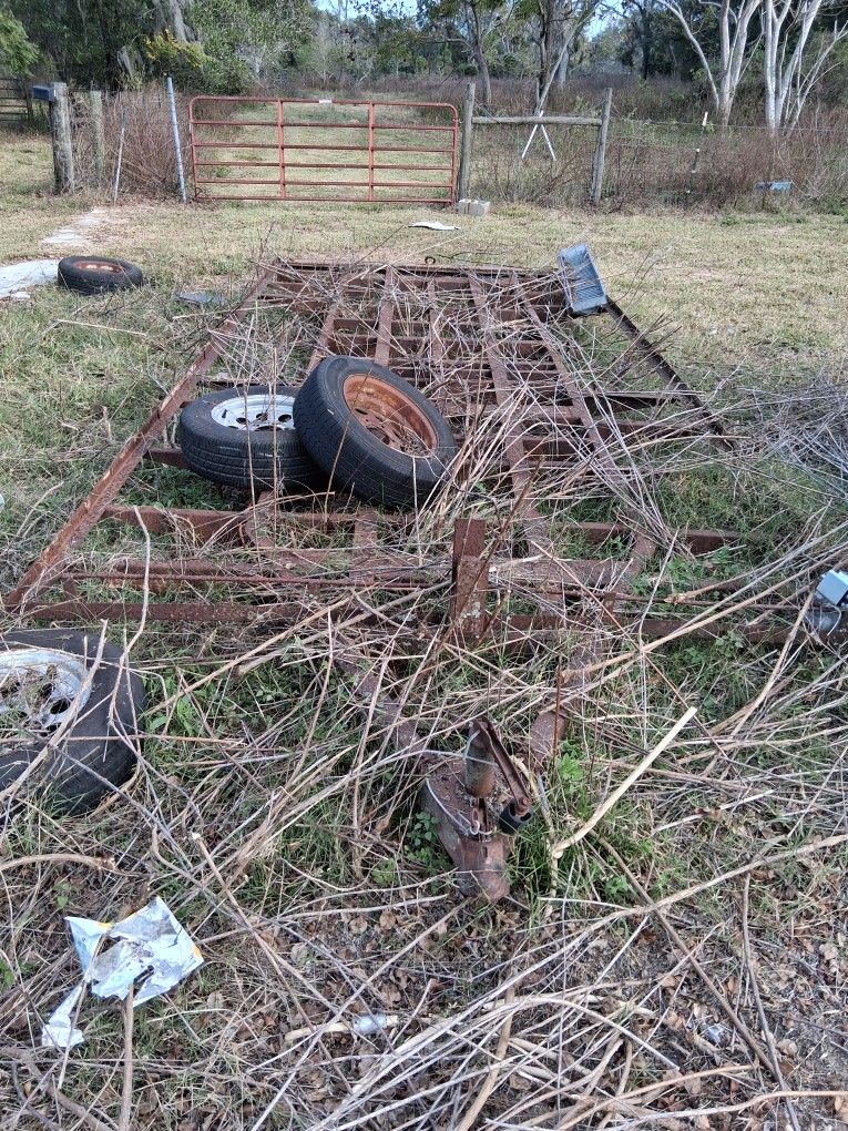 Trailer Needs Work Good New Year's Project