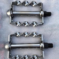 Lowrider Twisted Chrome Pedals