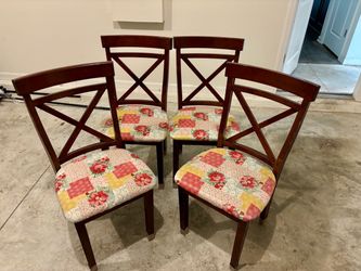 Free set of 4 dining table and  chairs