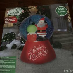 5.5' GEMMY SNOW GLOBE WITH SANTA ON ROOFTOP  Airblown Lighted Yard Inflatable