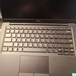 Dell 7390 Laptop Pc Computer