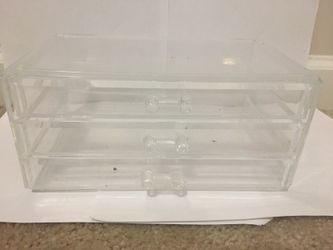 3 drawers makeup storage