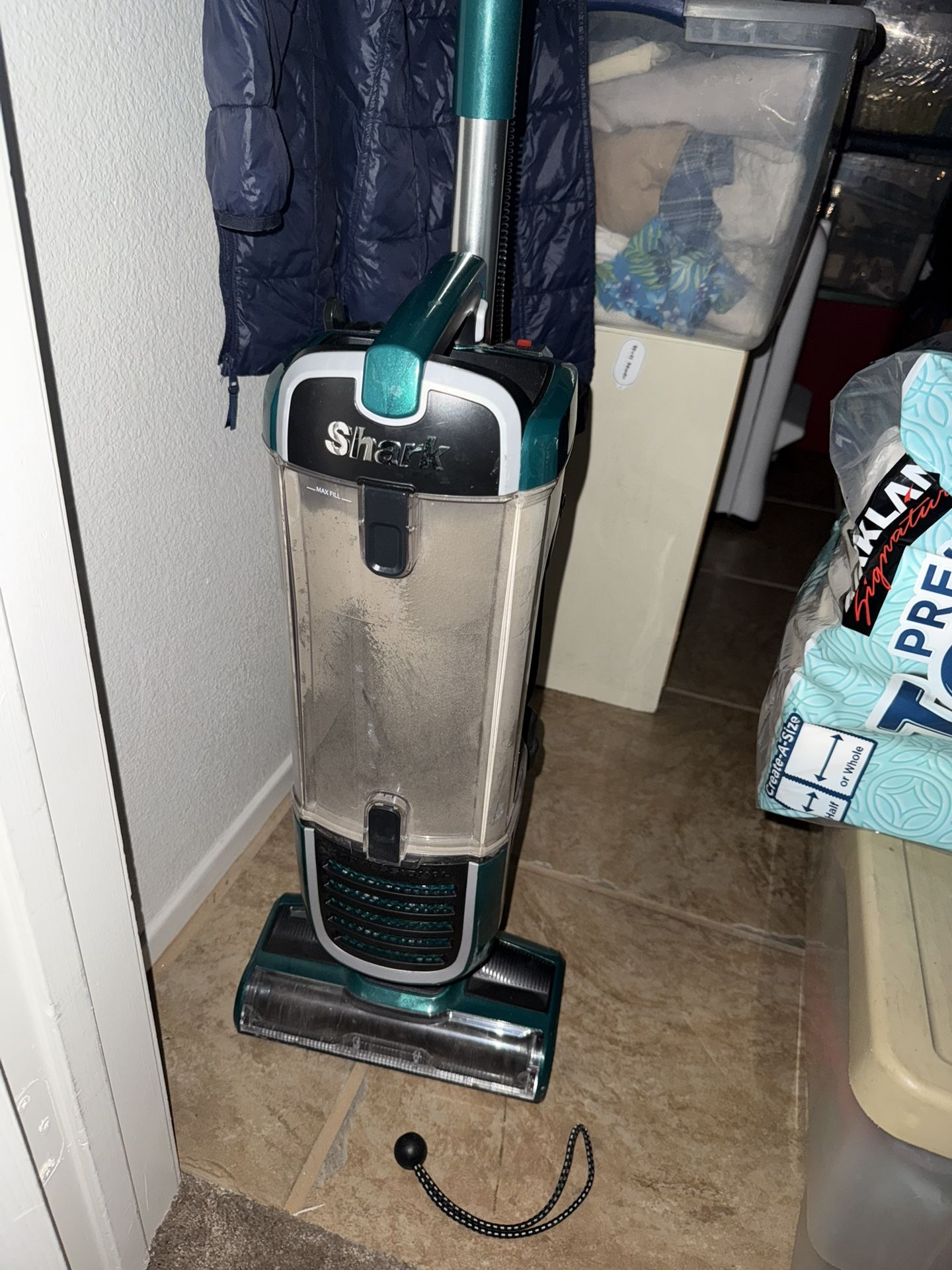 Shark Vacuum Cleaner