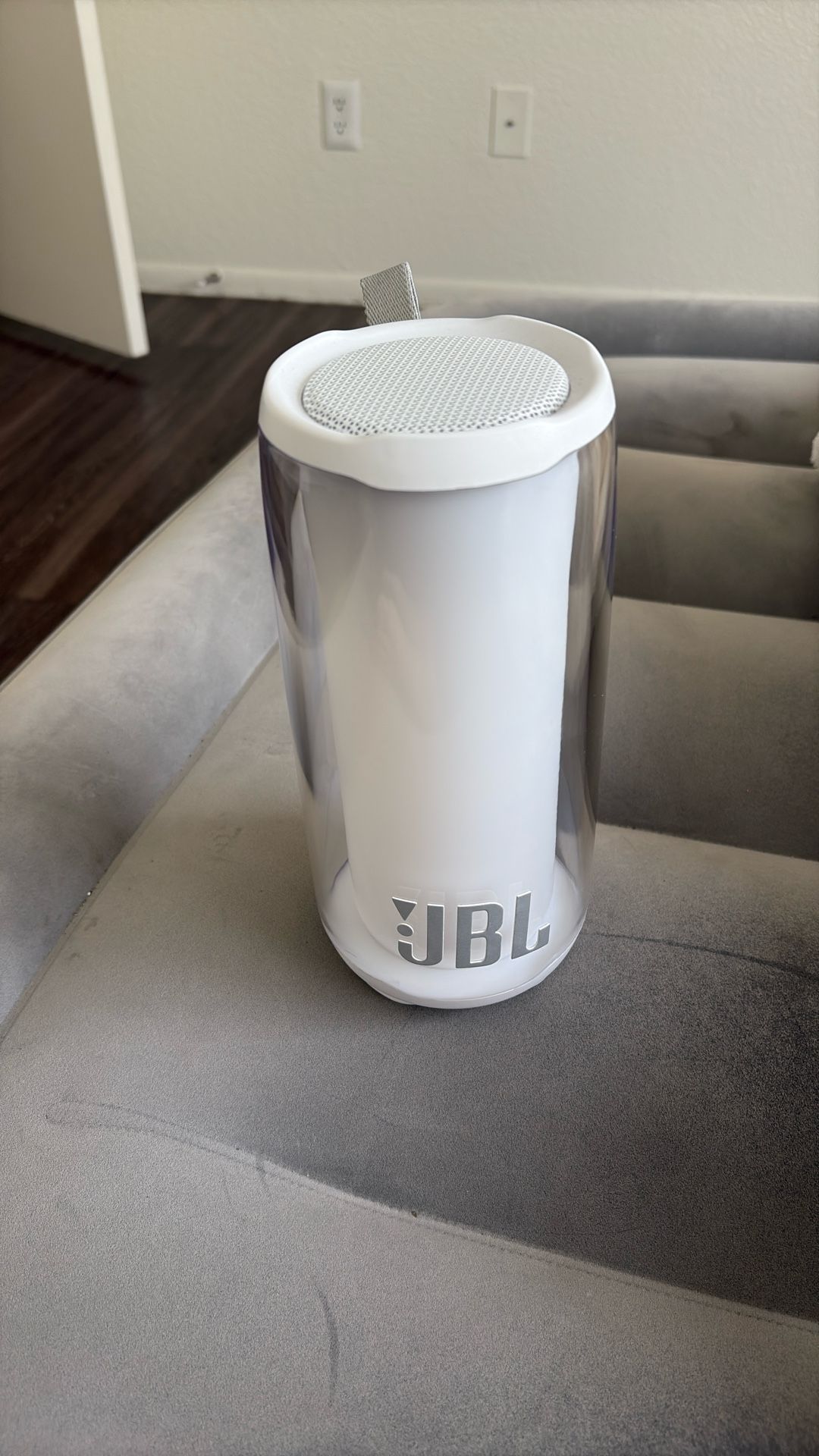 JBL Pulse 5 Wireless Speaker for Sale