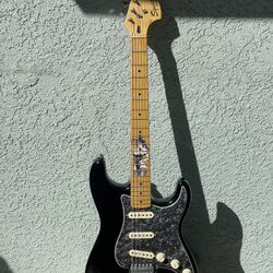 Beautiful 2018 Fender Squire Strat