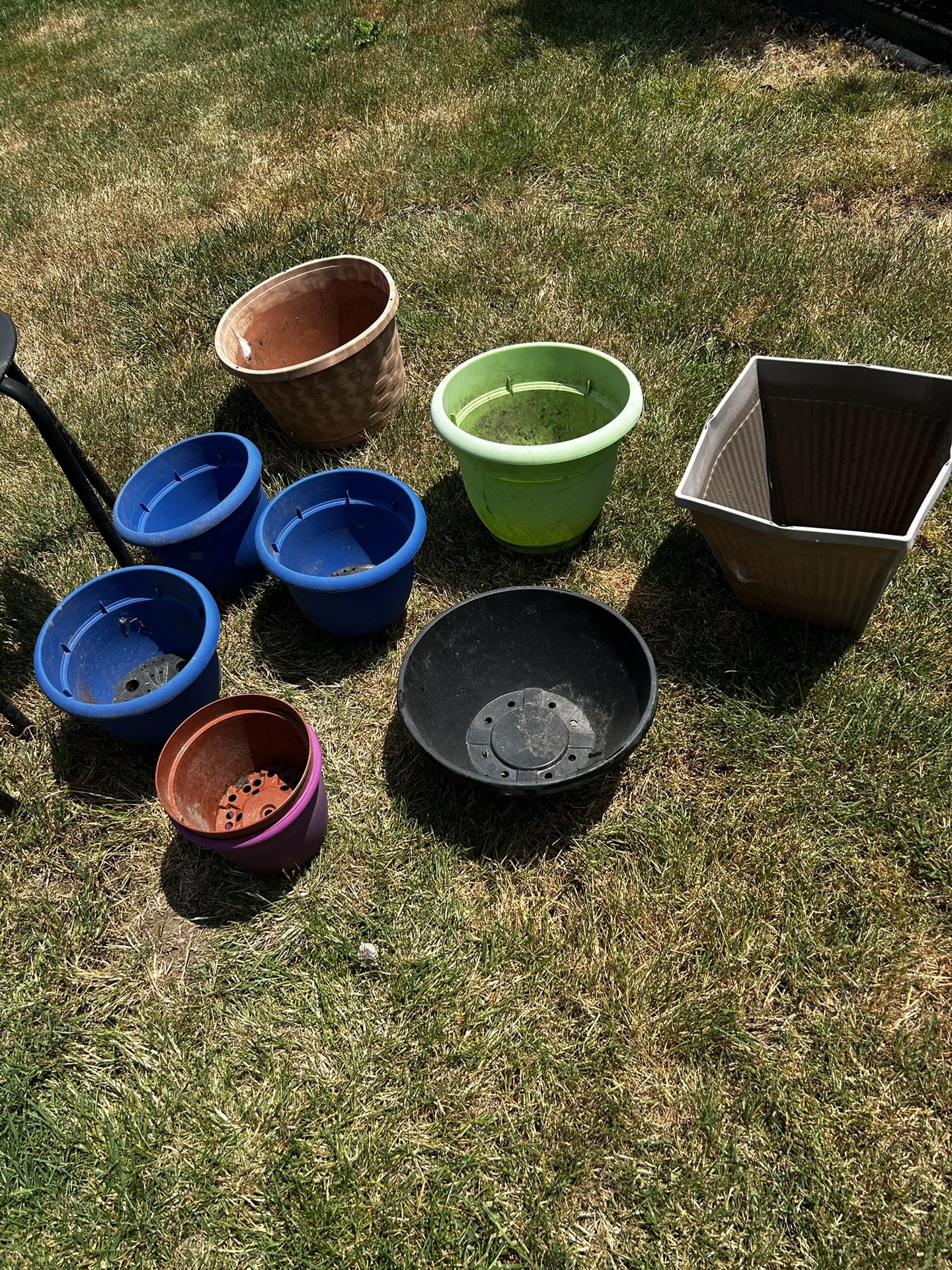 Free Pots