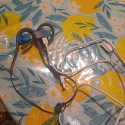 Headphones With USB Wire