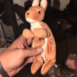 Ty Kangaroo Beanie Baby 