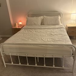 White Metal Bed Frame & Queen Mattress * Includes Two Nightstands*